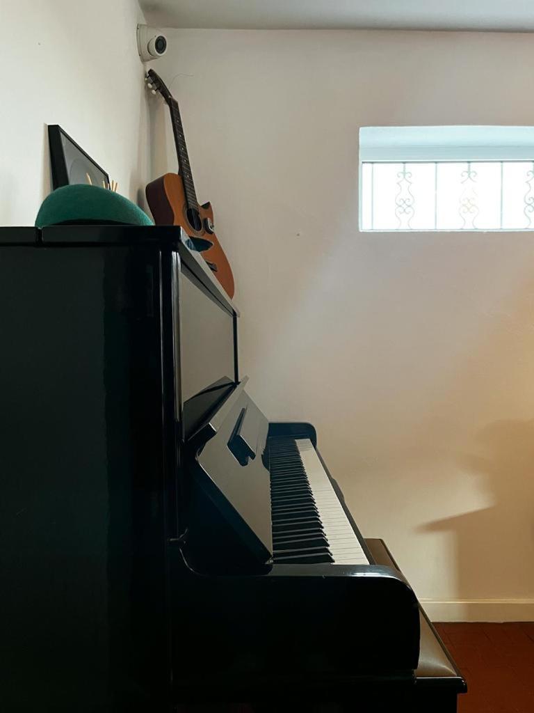 Airporto Hostel Мая Экстерьер фото