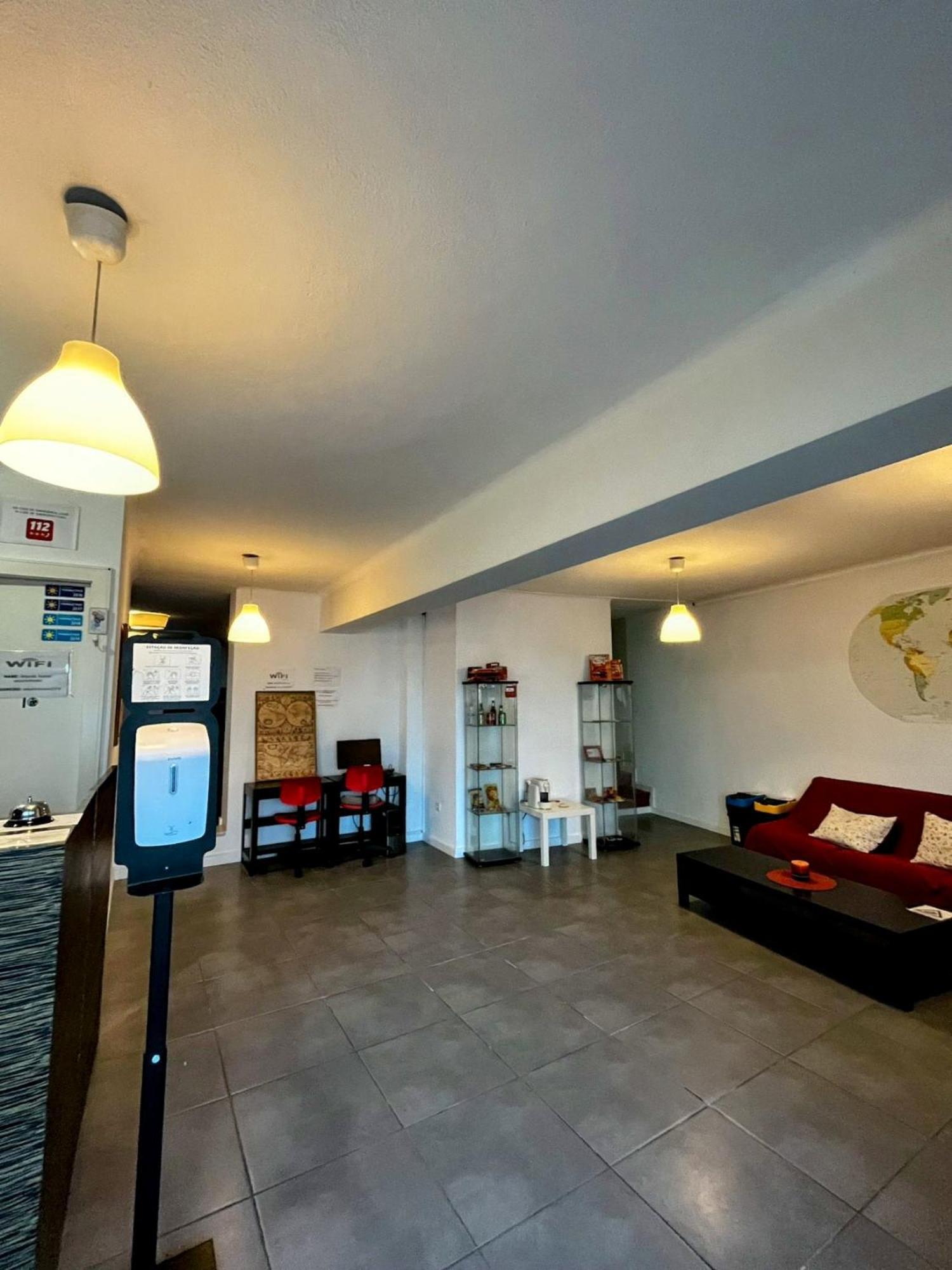Airporto Hostel Мая Экстерьер фото